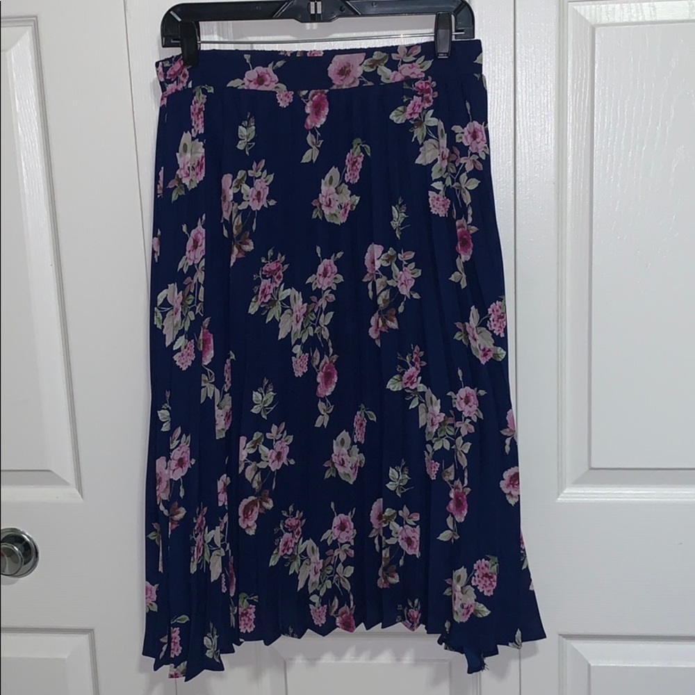 Francesca’s miami Pleaded Skirt